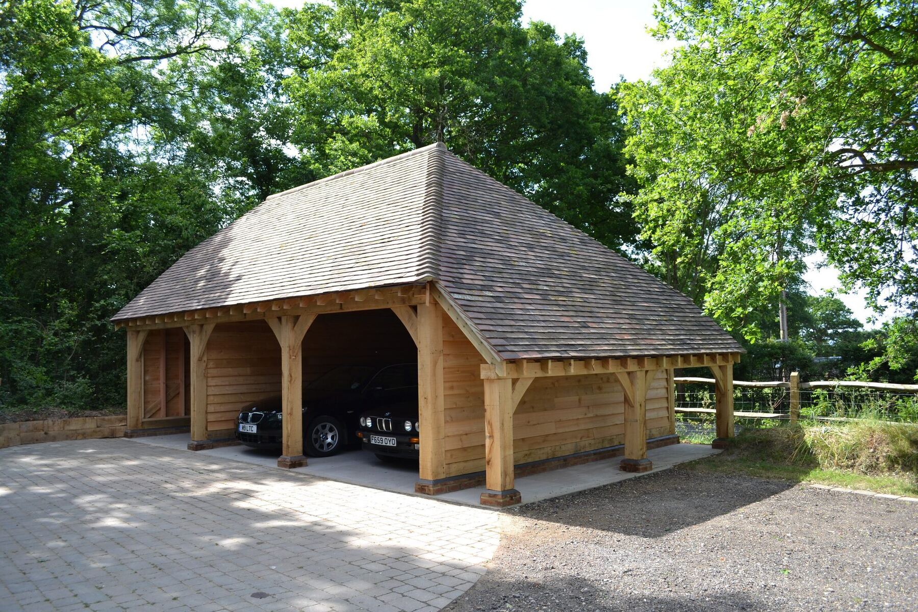 Random Hare portfolio — bespoke construction and renovation work, West Sussex